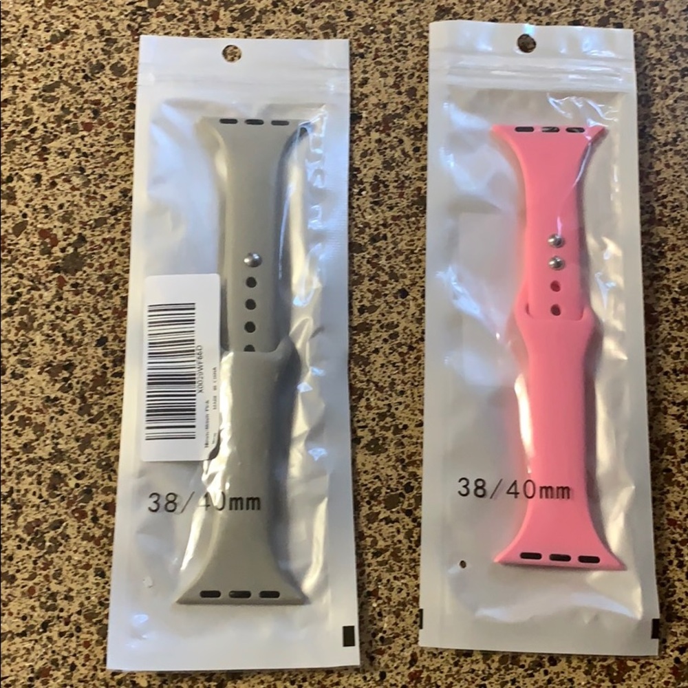 2 Apple Watch slim bands